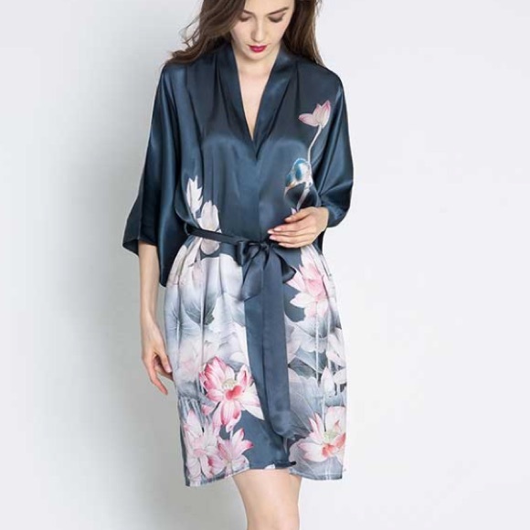 Kim & Ono Washable Silk Kimono - OS - Picture 4 of 13